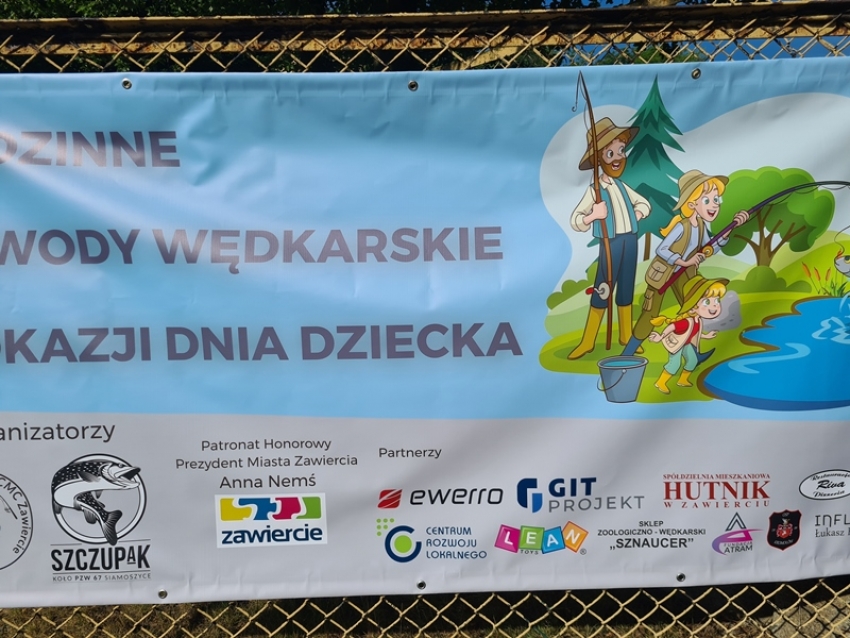 Zawody wędkarskie nad stawem  z okazji Dnia Dziecka - czerwiec 2024